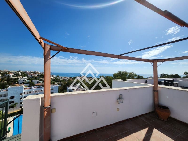 2 slaapkamer Penthouse te koop in Riviera del Sol met garage - € 435.000 (Ref: 9300968)