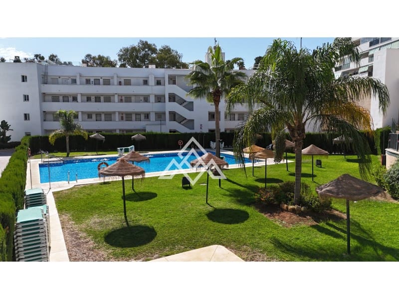 2 slaapkamer Penthouse te koop in Riviera del Sol met garage - € 435.000 (Ref: 9300968)