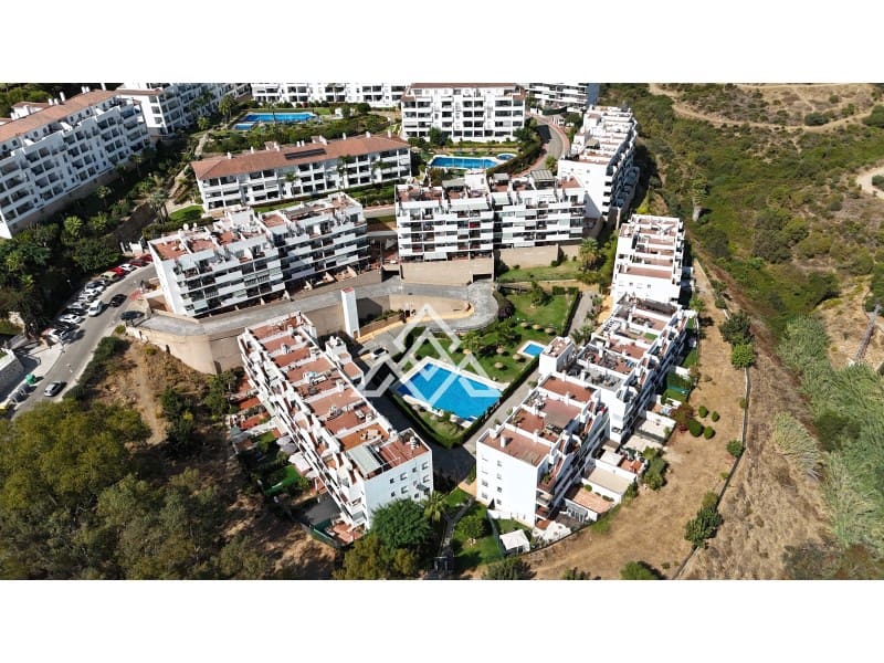 2 slaapkamer Penthouse te koop in Riviera del Sol met garage - € 435.000 (Ref: 9300968)