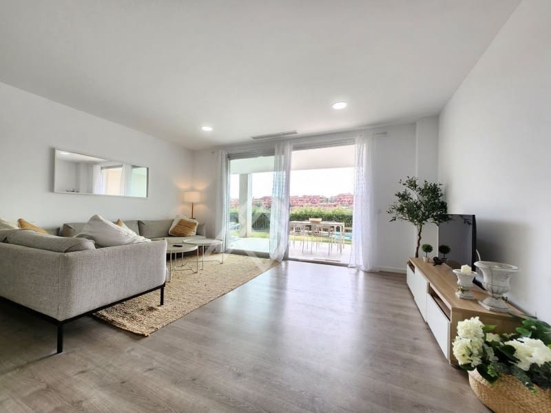 3 sypialnia Apartament do wynajęcia w Estepona z basenem - 2 500 € (Ref: 9341399)