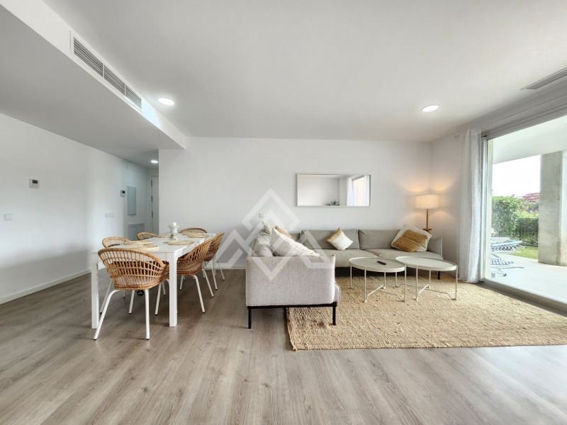 3 sypialnia Apartament do wynajęcia w Estepona z basenem - 2 500 € (Ref: 9341399)