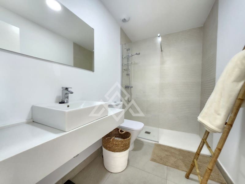 3 sypialnia Apartament do wynajęcia w Estepona z basenem - 2 500 € (Ref: 9341399)