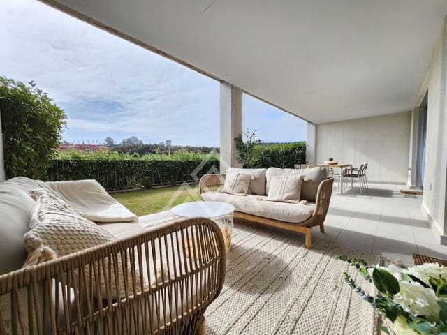 3 slaapkamer Appartement te huur in Buenas Noches, Estepona met zwembad - € 2.500 (Ref: 9341399)