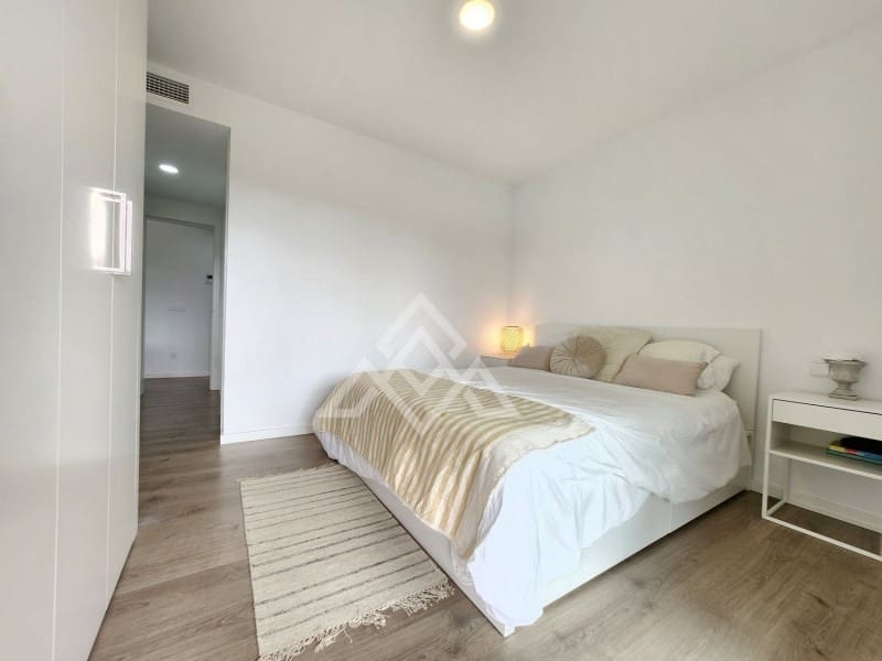 3 sypialnia Apartament do wynajęcia w Estepona z basenem - 2 500 € (Ref: 9341399)