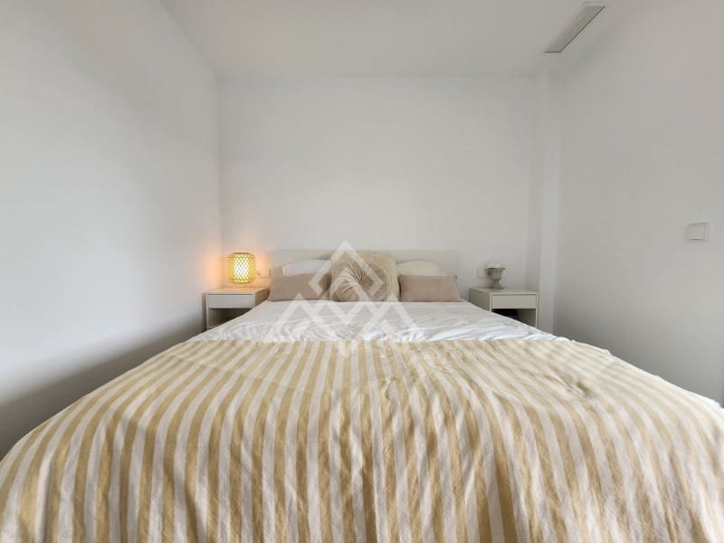 3 sypialnia Apartament do wynajęcia w Estepona z basenem - 2 500 € (Ref: 9341399)