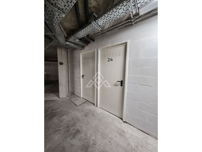 3 sypialnia Apartament do wynajęcia w Estepona z basenem - 2 500 € (Ref: 9341399)