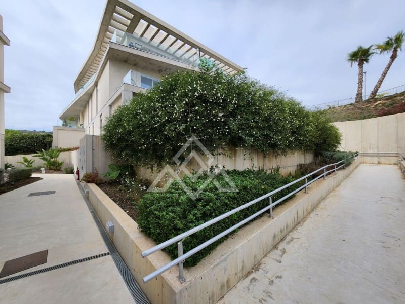 3 sypialnia Apartament do wynajęcia w Estepona z basenem - 2 500 € (Ref: 9341399)