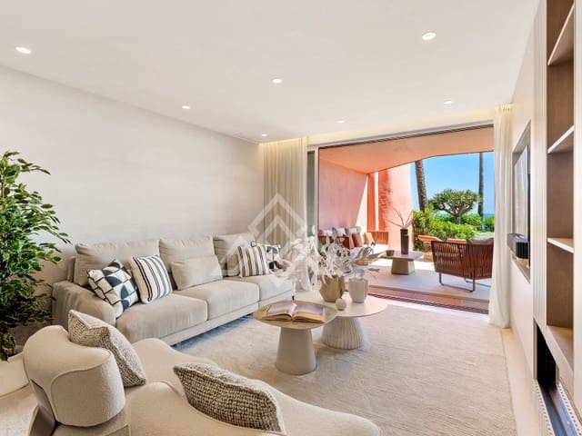 Apartamento de 3 habitaciones en Guadalmansa, Estepona en venta con garaje - 2.350.000 € (Ref: 9386187)