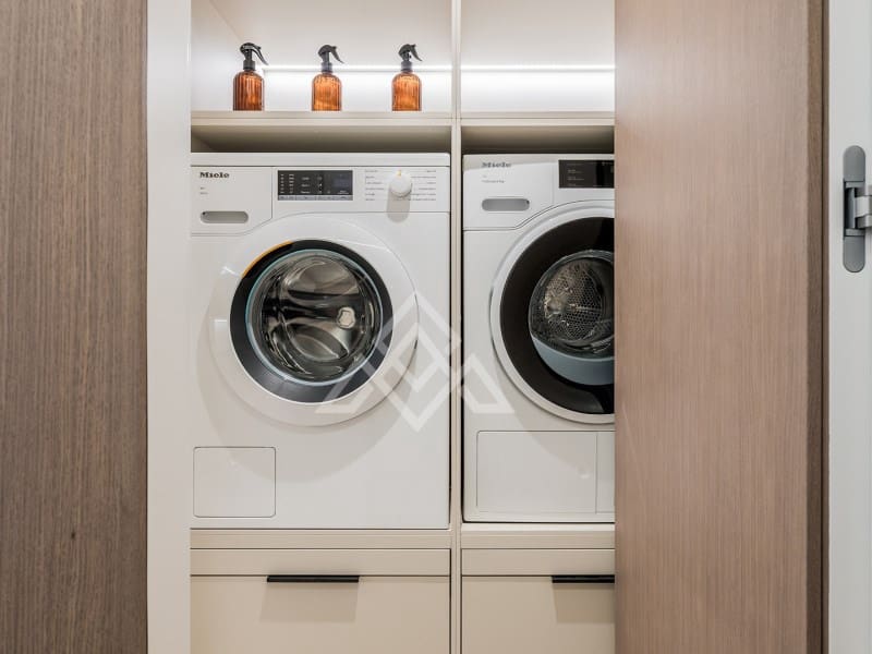 3 bedroom Apartment for sale in New Golden Mile with garage - € 2,350,000 (Ref: 9386187)