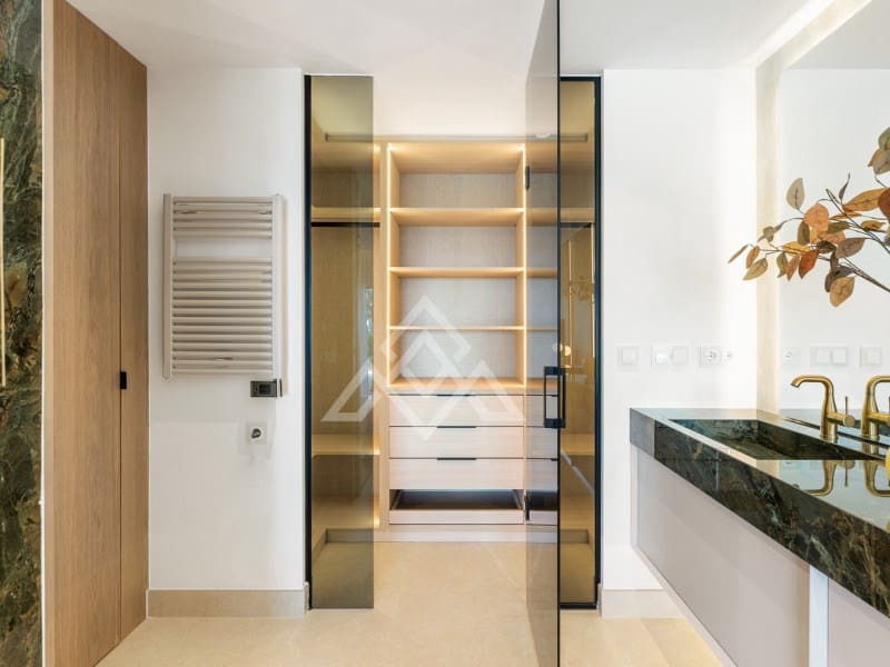 3 bedroom Apartment for sale in Benamara - € 1,995,000 (Ref: 9386188)