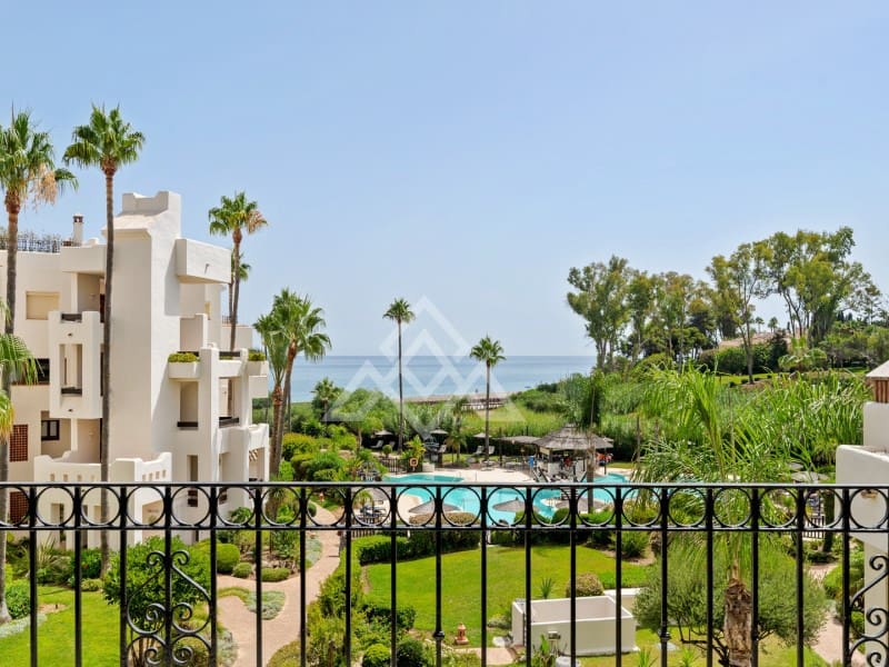 3 bedroom Apartment for sale in Benamara - € 1,995,000 (Ref: 9386188)