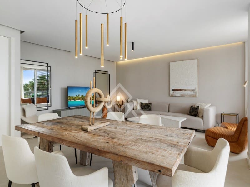 3 soverom Leilighet til salgs i Estepona med garasje - € 1 390 000 (Ref: 9386189)