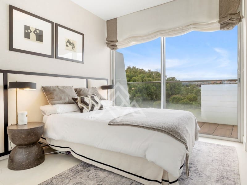 3 soverom Leilighet til salgs i Estepona med garasje - € 1 390 000 (Ref: 9386189)