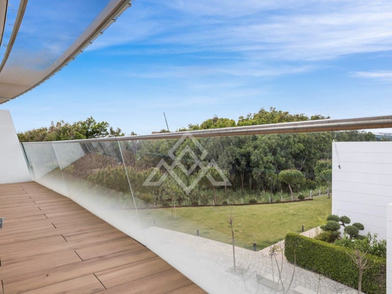 3 soverom Leilighet til salgs i Estepona med garasje - € 1 390 000 (Ref: 9386189)