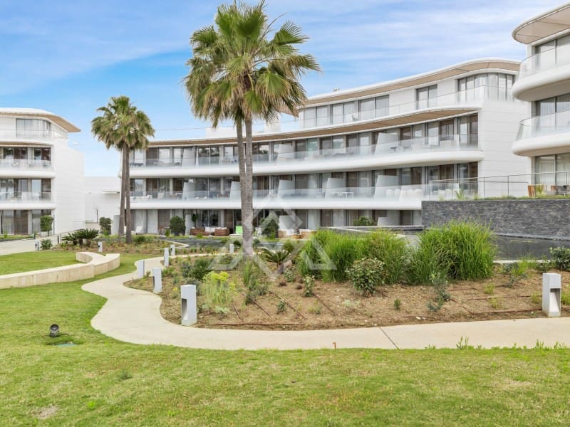 3 soverom Leilighet til salgs i Estepona med garasje - € 1 390 000 (Ref: 9386189)