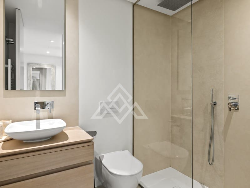 7 bedroom Apartment for sale in Nueva Andalucia with garage - € 4,300,000 (Ref: 9386190)