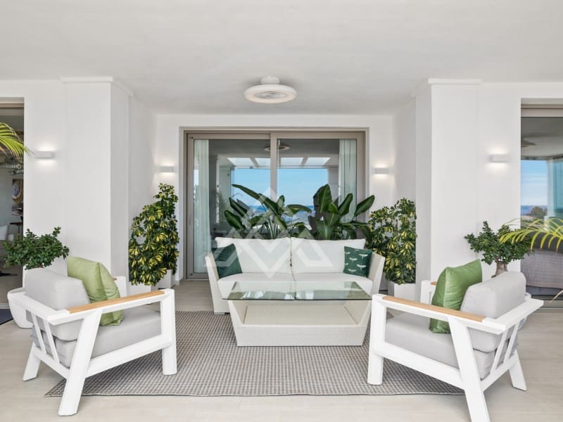 7 bedroom Apartment for sale in Nueva Andalucia with garage - € 4,300,000 (Ref: 9386190)