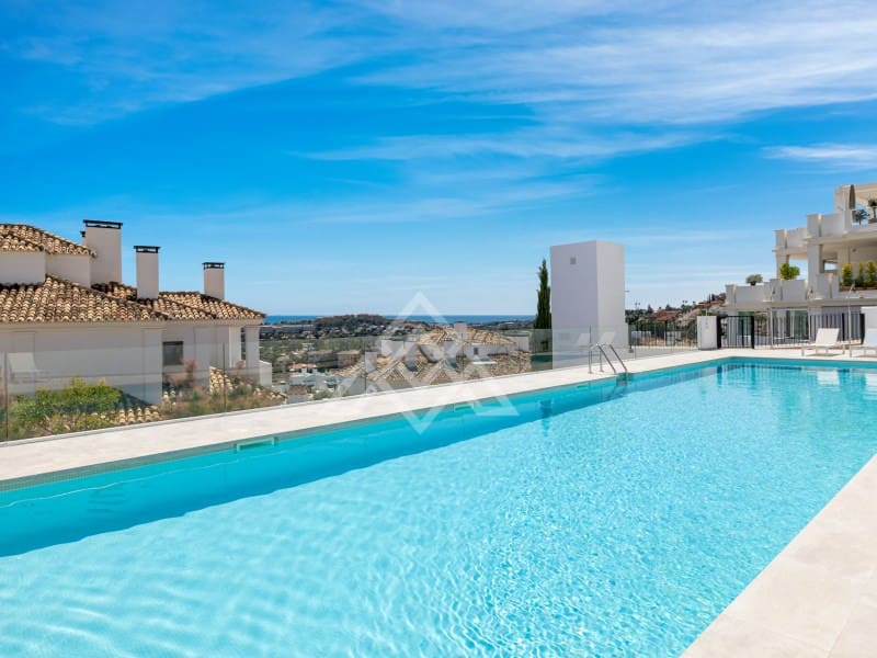 7 bedroom Apartment for sale in Nueva Andalucia with garage - € 4,300,000 (Ref: 9386190)