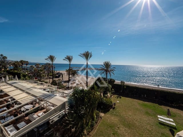 2 sypialnia Apartament na sprzedaż w Nueva Andalucia, Marbella z garażem - 1 575 000 € (Ref: 9386191)