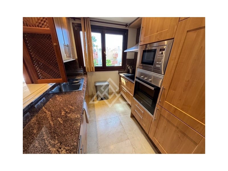 2 sovrum Lägenhet till salu i New Golden Mile med garage - 605 000 € (Ref: 9386194)