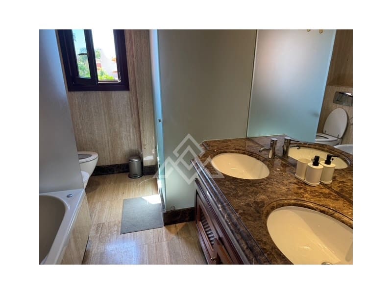 2 sovrum Lägenhet till salu i New Golden Mile med garage - 605 000 € (Ref: 9386194)