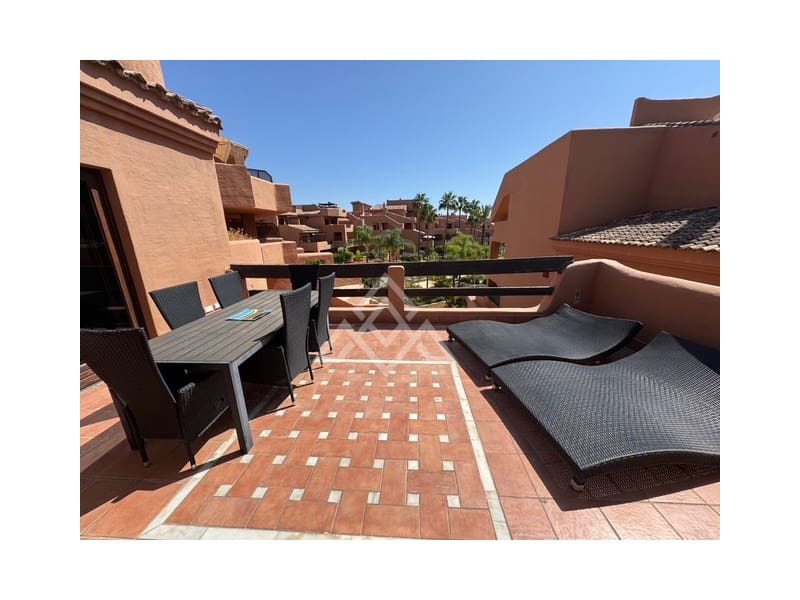 2 sovrum Lägenhet till salu i New Golden Mile med garage - 605 000 € (Ref: 9386194)