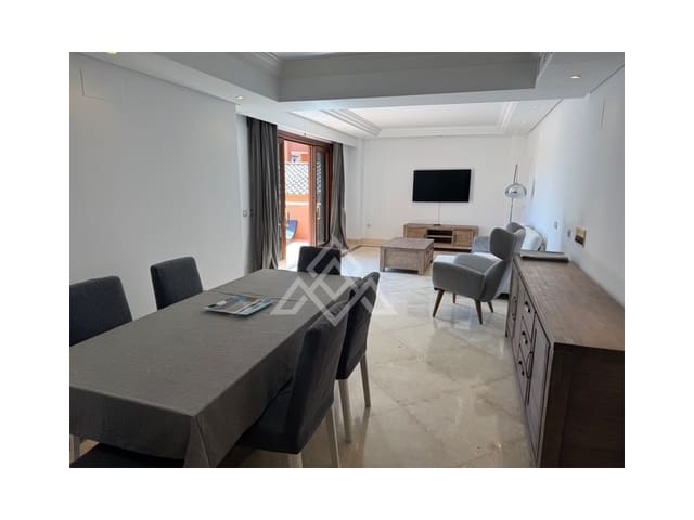 2 makuuhuone Huoneisto myytävänä paikassa Punta Plata, Estepona mukana 
autotalli - 605 000 € (Ref: 9386194)