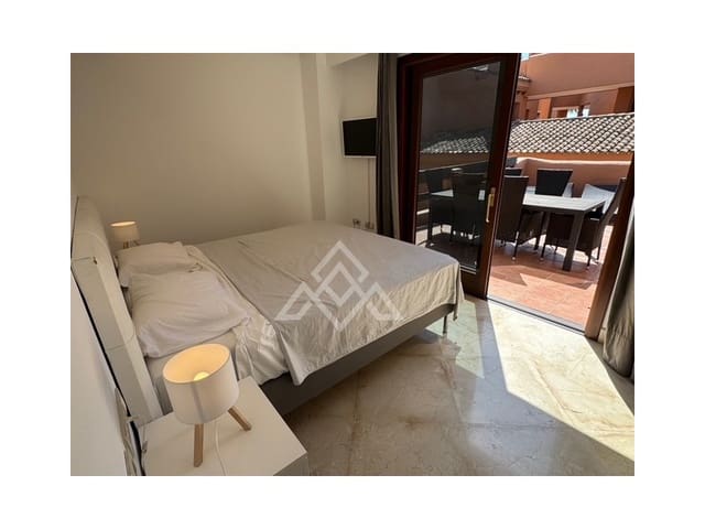 2 makuuhuone Huoneisto myytävänä paikassa Punta Plata, Estepona mukana 
autotalli - 605 000 € (Ref: 9386194)