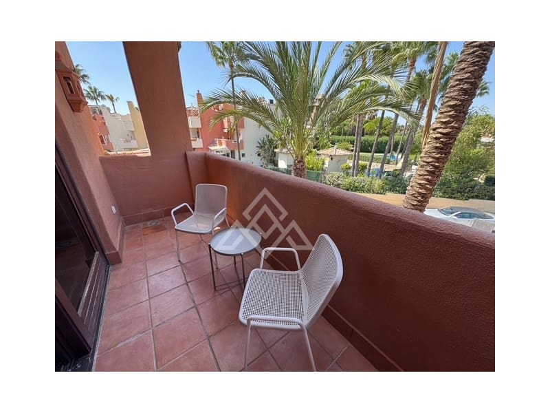 2 sovrum Lägenhet till salu i New Golden Mile med garage - 605 000 € (Ref: 9386194)