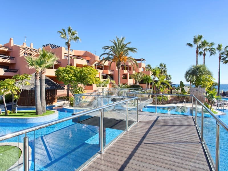 2 sovrum Lägenhet till salu i New Golden Mile med garage - 605 000 € (Ref: 9386194)