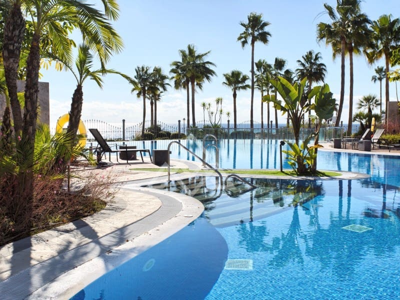 2 sovrum Lägenhet till salu i New Golden Mile med garage - 605 000 € (Ref: 9386194)