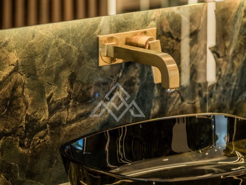 3 bedroom Apartment for sale in Marbella with garage - € 2,250,000 (Ref: 9386197)