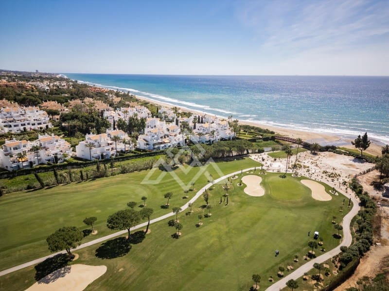 3 bedroom Apartment for sale in Marbella with garage - € 2,250,000 (Ref: 9386197)