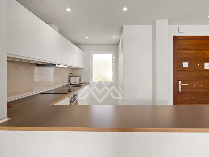 Apartamento de 2 habitaciones en Casares en venta con garaje - 390.000 € (Ref: 9386458)