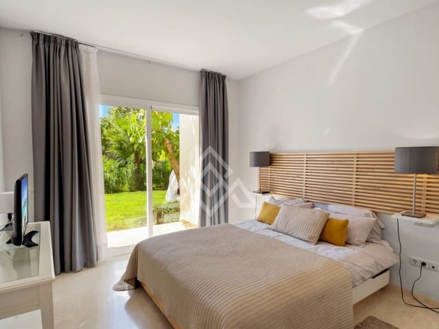 Apartamento de 2 habitaciones en Casares Pueblo, Casares en venta con garaje - 390.000 € (Ref: 9386458)