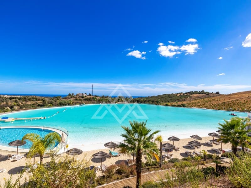 Apartamento de 2 habitaciones en Casares en venta con garaje - 390.000 € (Ref: 9386458)