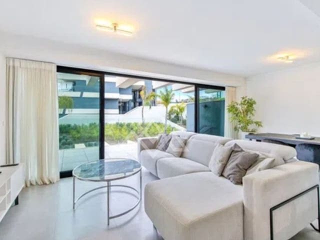 3 makuuhuone Huoneisto myytävänä paikassa Selwo, Estepona mukana 
autotalli - 595 000 € (Ref: 9391985)