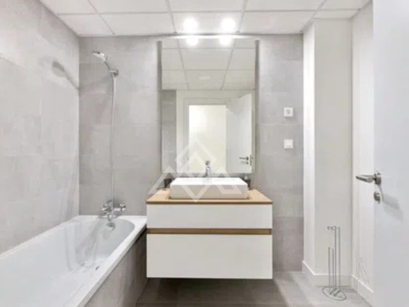 3 bedroom Apartment for sale in New Golden Mile with garage - € 595,000 (Ref: 9391985)