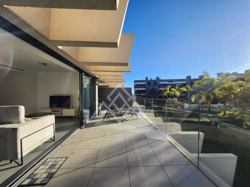 3 bedroom Apartment for sale in New Golden Mile with garage - € 595,000 (Ref: 9391985)