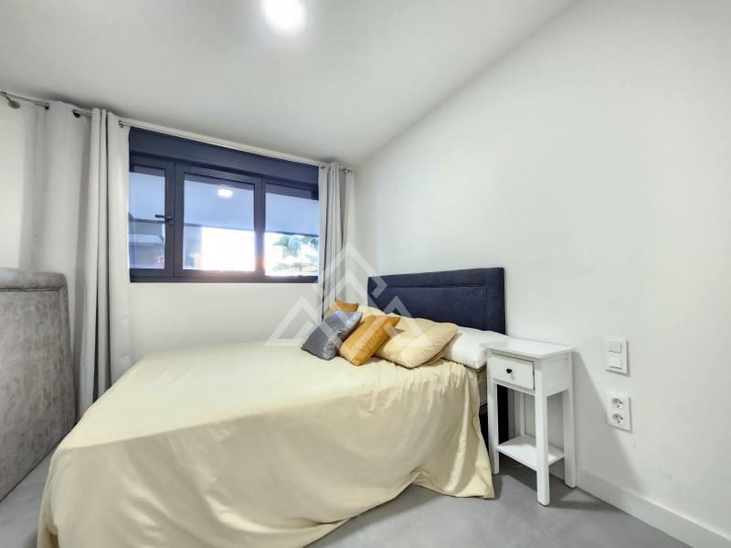 3 bedroom Apartment for sale in New Golden Mile with garage - € 595,000 (Ref: 9391985)