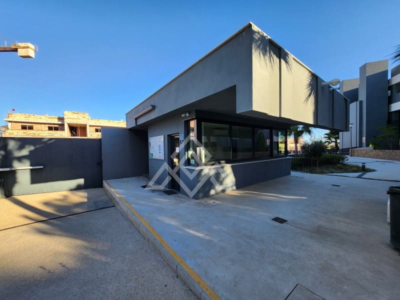 3 bedroom Apartment for sale in New Golden Mile with garage - € 595,000 (Ref: 9391985)