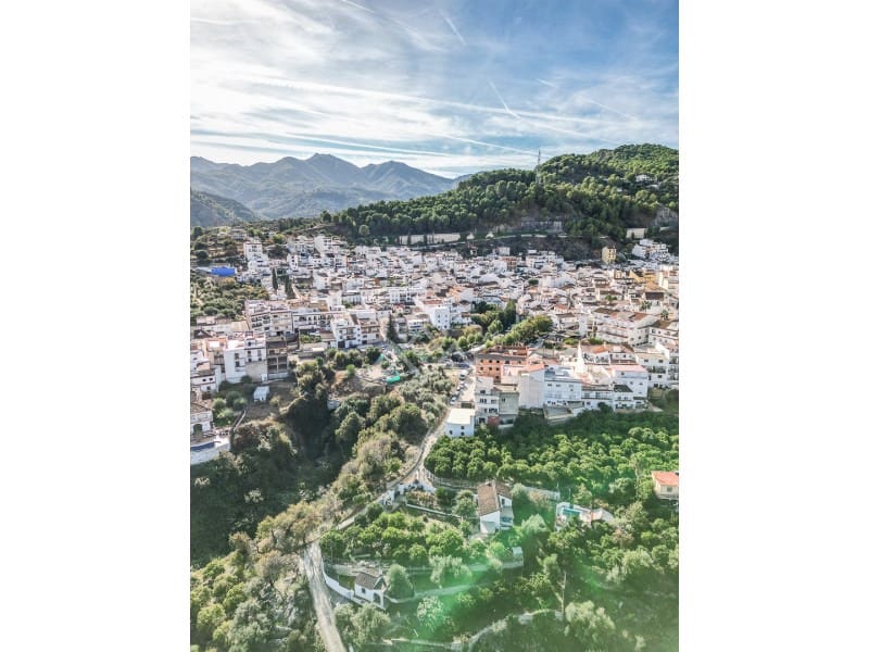 3 soveværelse Finca/Landehus til salg i Monda med garage - € 389.000 (Ref: 9398414)