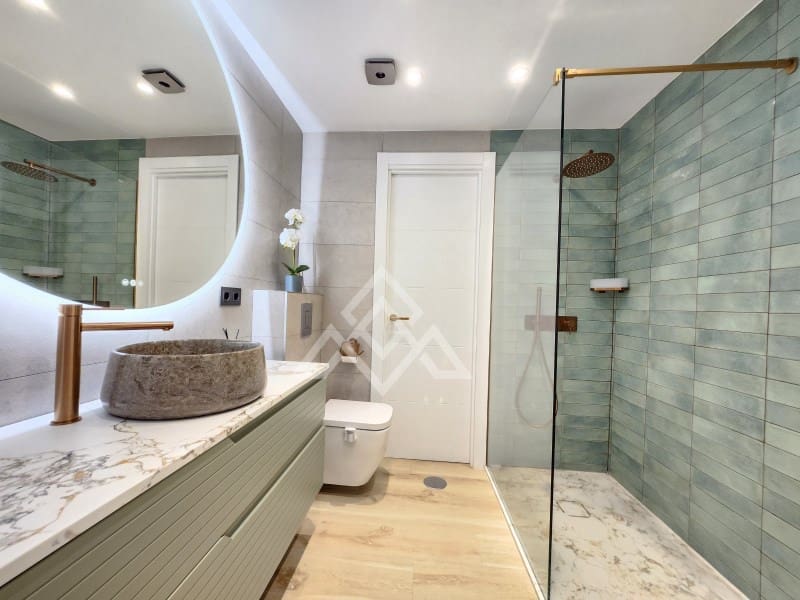 1 bedroom Apartment for sale in Riviera del Sol - € 599,000 (Ref: 9403751)