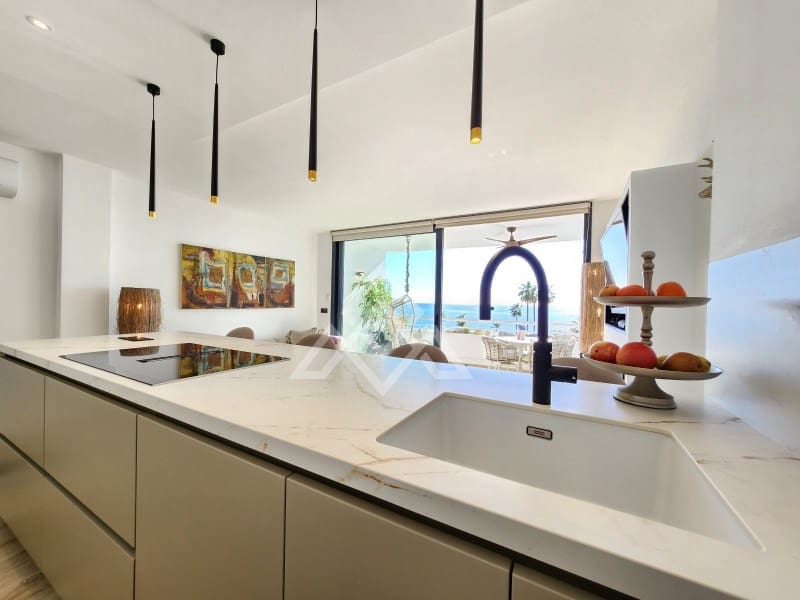 1 bedroom Apartment for sale in Riviera del Sol - € 599,000 (Ref: 9403751)