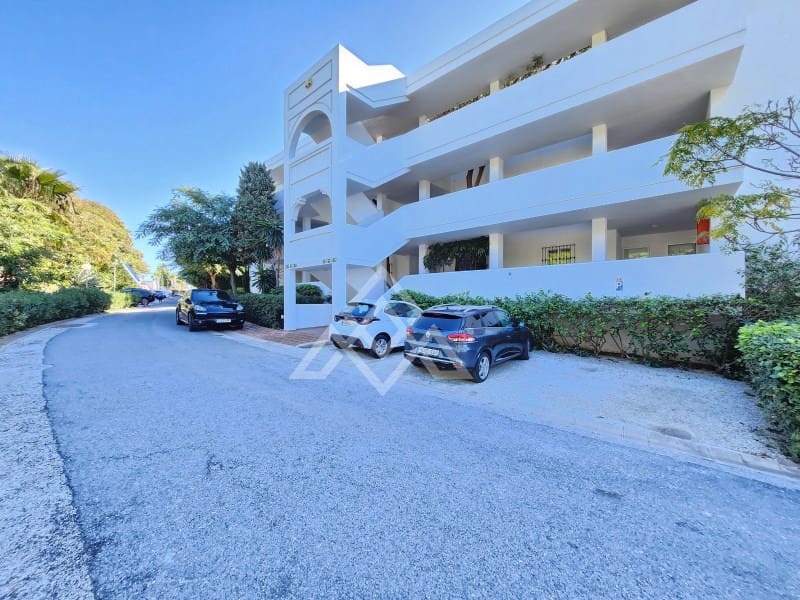 1 bedroom Apartment for sale in Riviera del Sol - € 599,000 (Ref: 9403751)