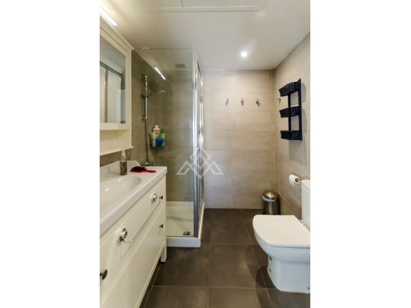 3 bedroom Penthouse for sale in Nueva Andalucia with garage - € 1,197,000 (Ref: 9411288)