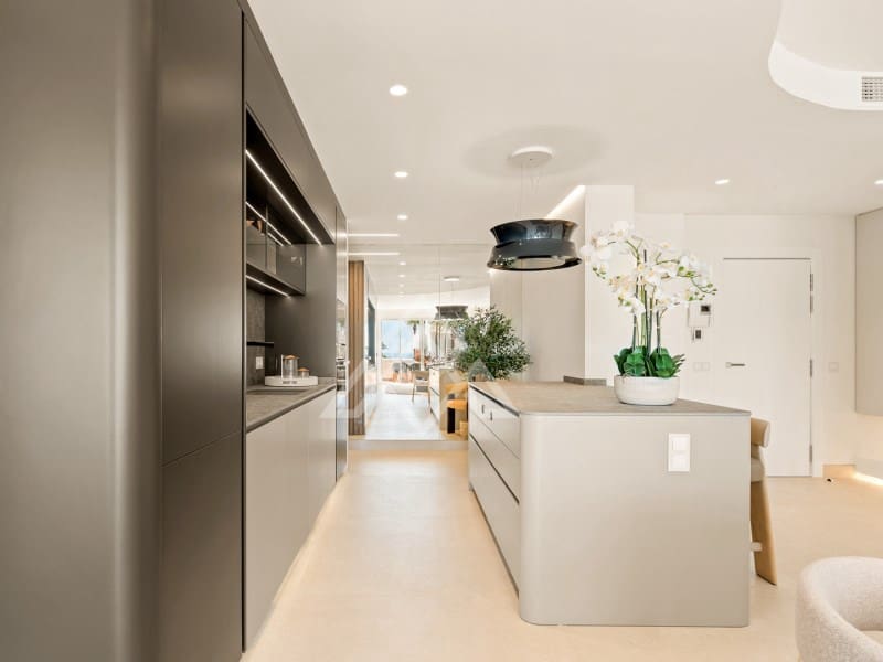 3 soverom Penthouse til salgs i New Golden Mile med garasje - € 2 695 000 (Ref: 9411289)