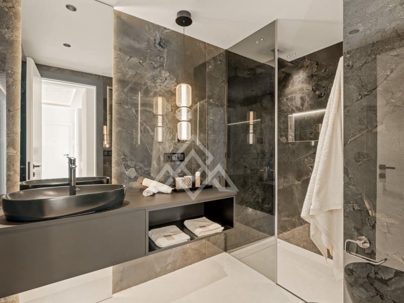 3 makuuhuone Kattohuoneisto myytävänä paikassa New Golden Mile mukana 
autotalli - 2 995 000 € (Ref: 9411290)