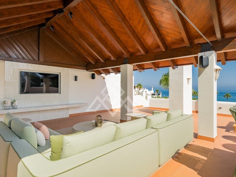 3 makuuhuone Kattohuoneisto myytävänä paikassa New Golden Mile mukana 
autotalli - 2 995 000 € (Ref: 9411290)