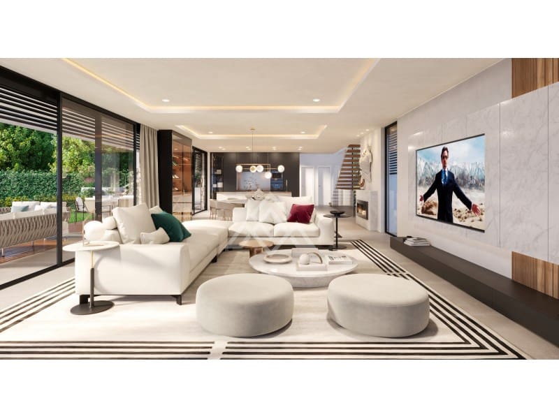 5 bedroom Villa for sale in Benalmadena with garage - € 3,500,000 (Ref: 9419468)